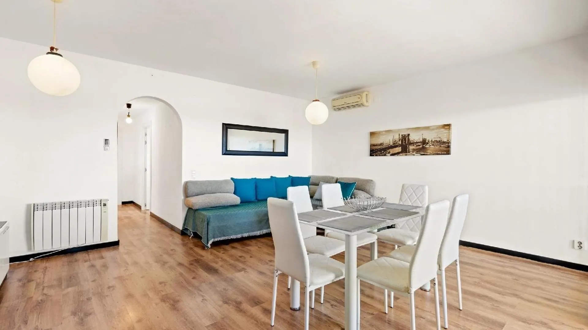 Ferienwohnung Fuer 4 Personen Ca 59 Qm In Empuriabrava, Costa Brava Golf De Roses Apartment Empuriabrava